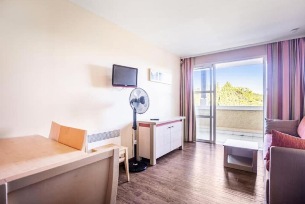 Superbe Appartement Village Cap Esterel 4P Climatise Saint-Raphael  Ngoại thất bức ảnh