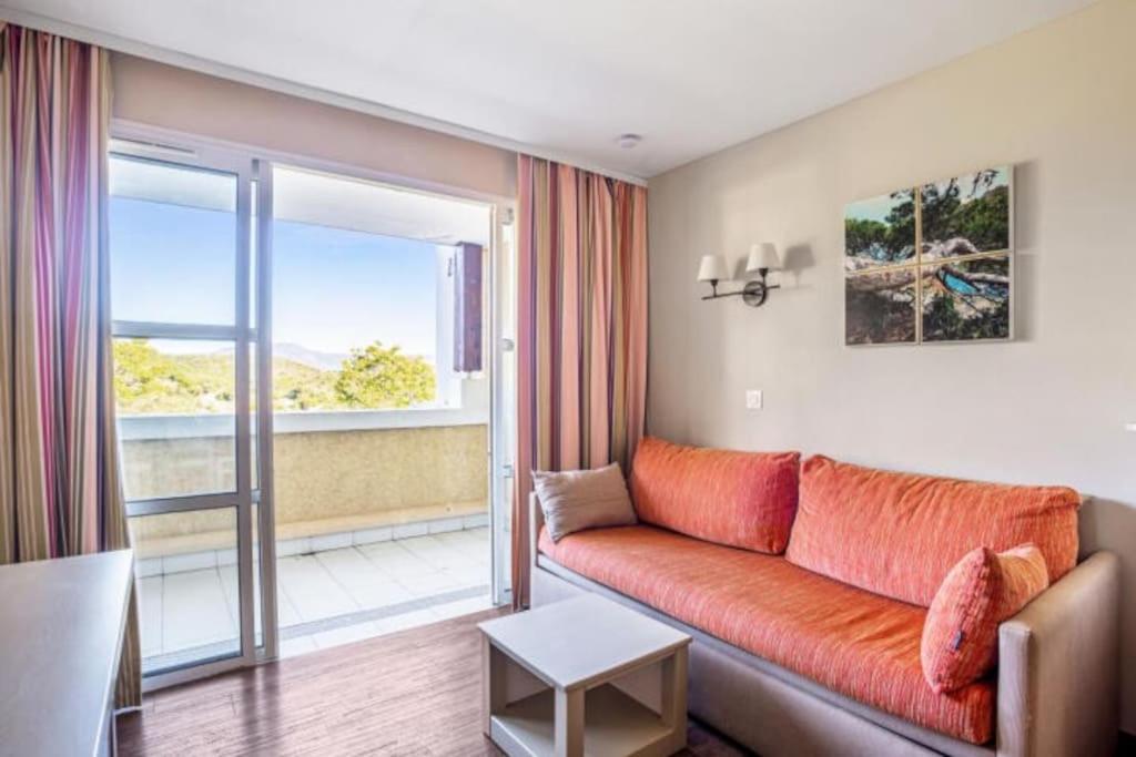 Superbe Appartement Village Cap Esterel 4P Climatise Saint-Raphael  Ngoại thất bức ảnh
